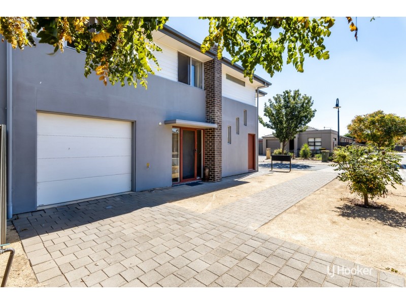 1 Caspian Lane, Andrews Farm SA 5114