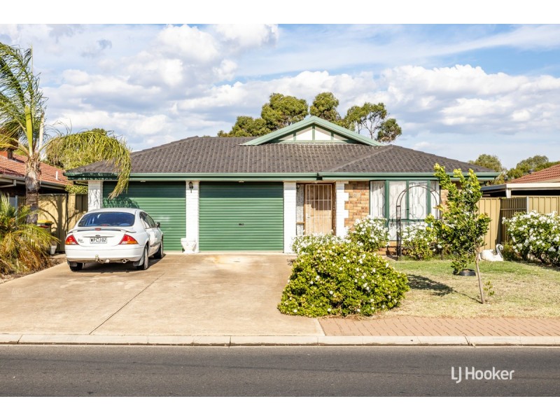 97 President Avenue, Andrews Farm SA 5114
