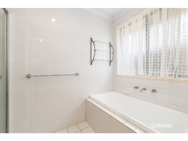 97 President Avenue, Andrews Farm SA 5114