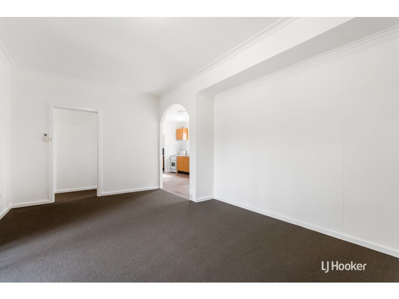 1 McLean Street, Elizabeth Park SA 5113