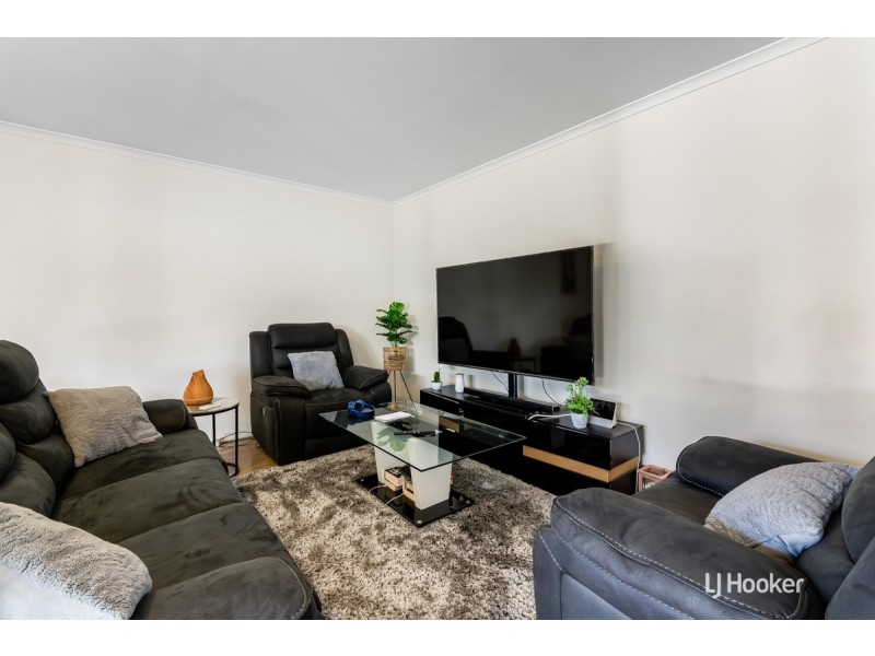 15 Cypress Drive, Parafield Gardens SA 5107