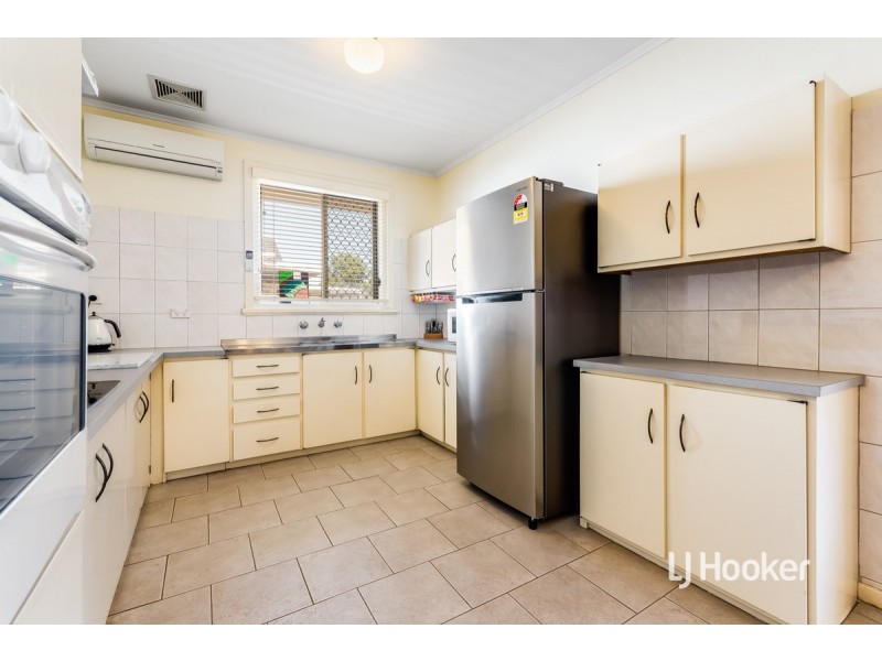 15 Justinian Street, Elizabeth Downs SA 5113