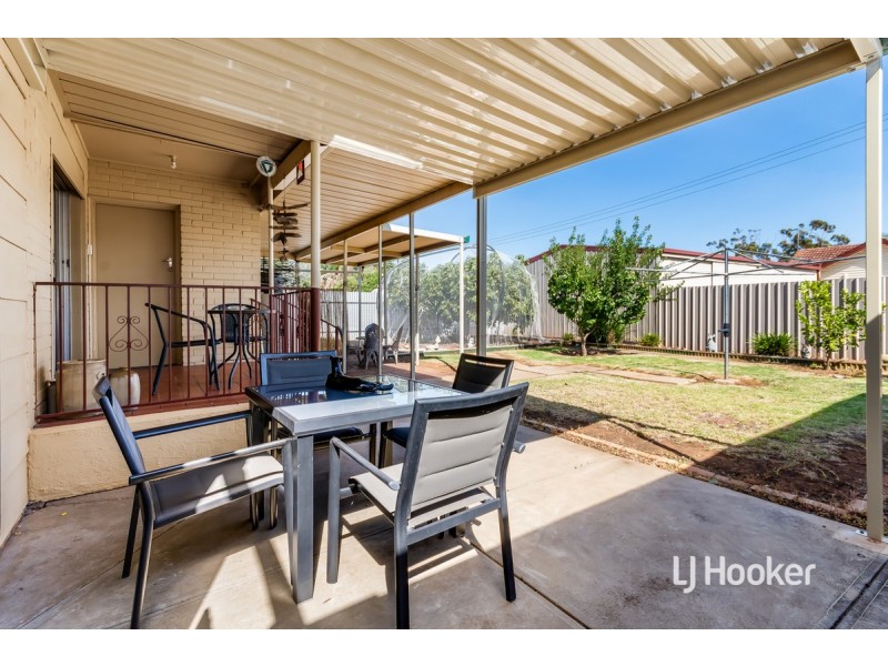 15 Justinian Street, Elizabeth Downs SA 5113