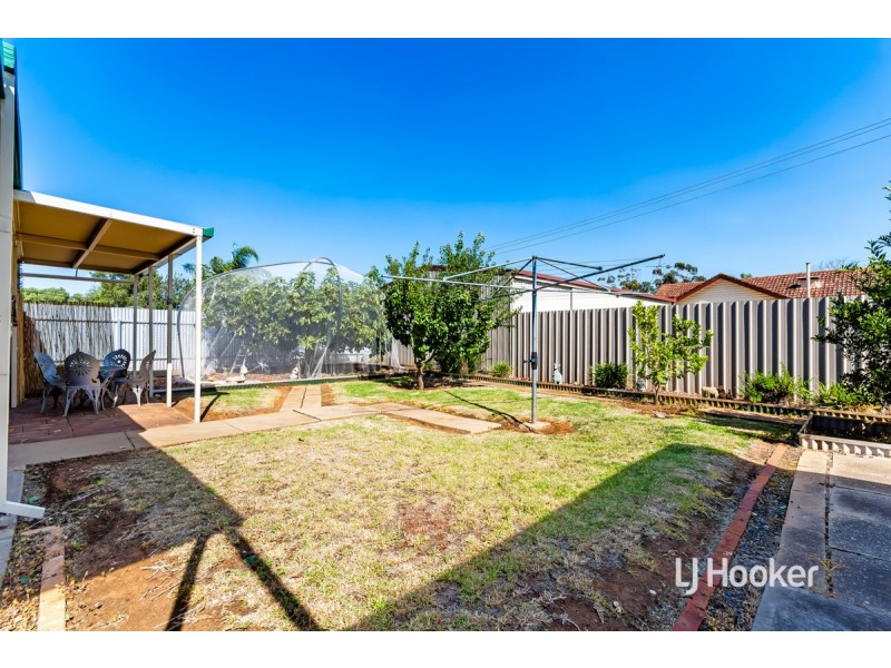 15 Justinian Street, Elizabeth Downs SA 5113