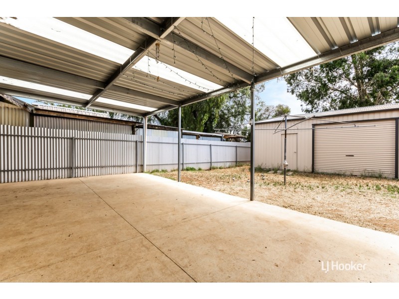 5 Hecker Street, Elizabeth Grove SA 5112