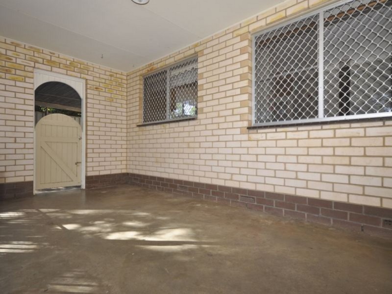 4 Catalina Road, Elizabeth East SA 5112