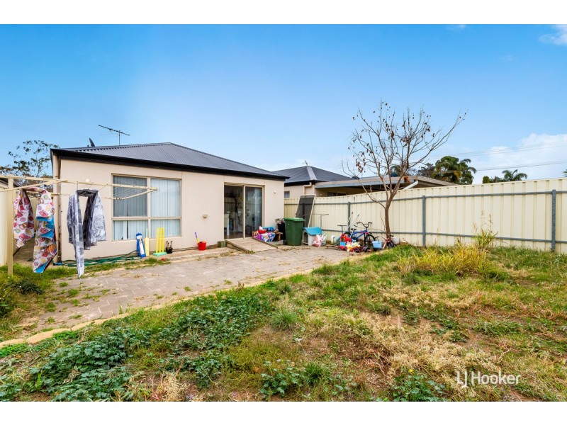 122 Coventry Road, Smithfield Plains SA 5114