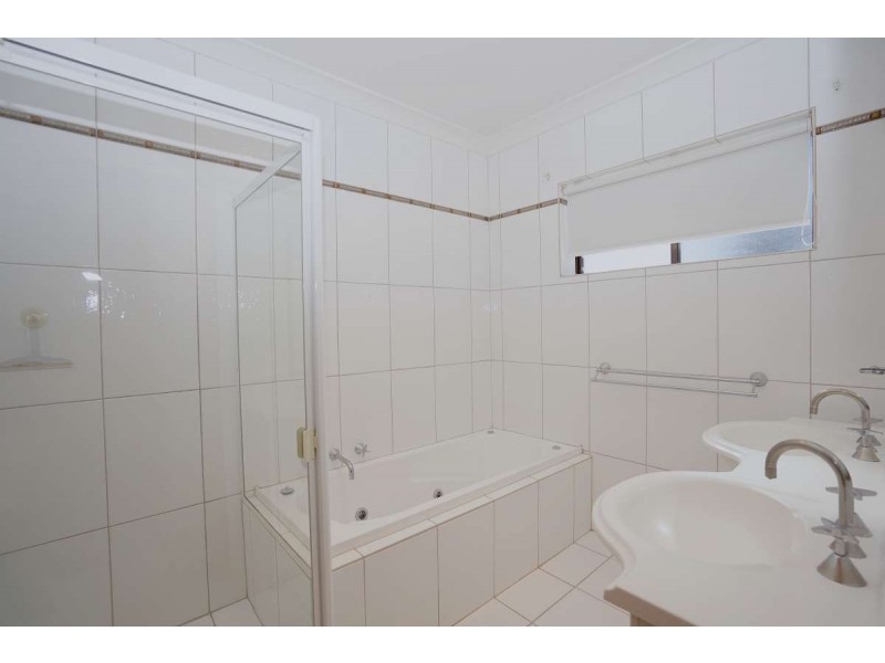 16 Burton Road, Athelstone SA 5076