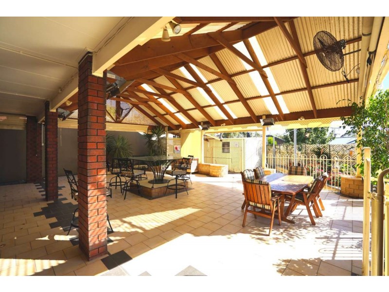 16 Burton Road, Athelstone SA 5076