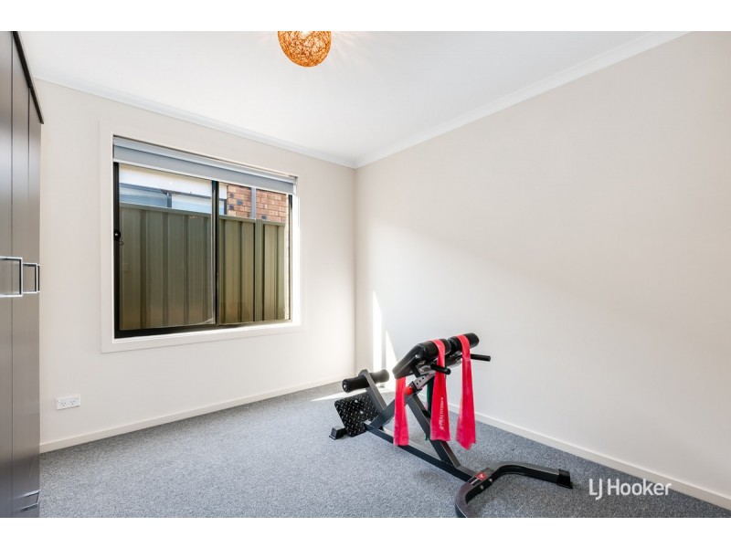 23 Tatura Road, Munno Para West SA 5115