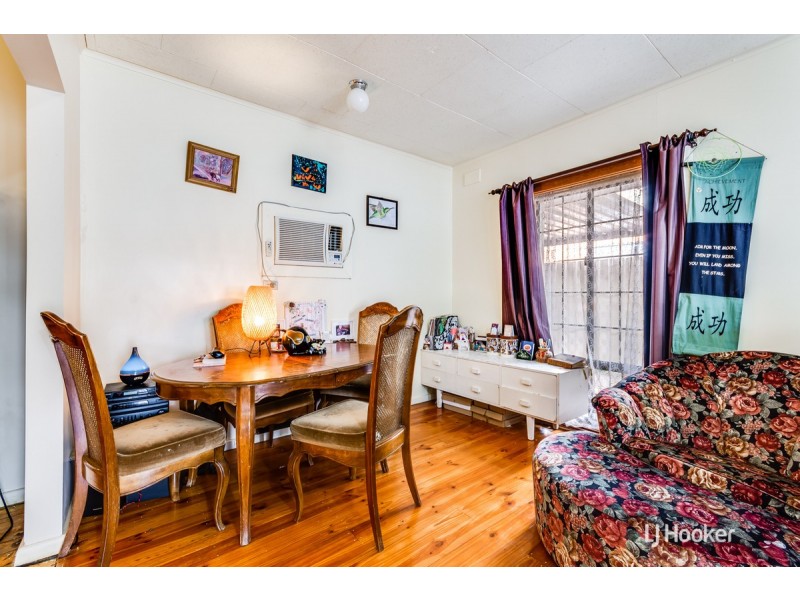 13 St Leonard Crescent, Elizabeth Downs SA 5113