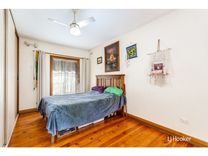 13 St Leonard Crescent, Elizabeth Downs SA 5113