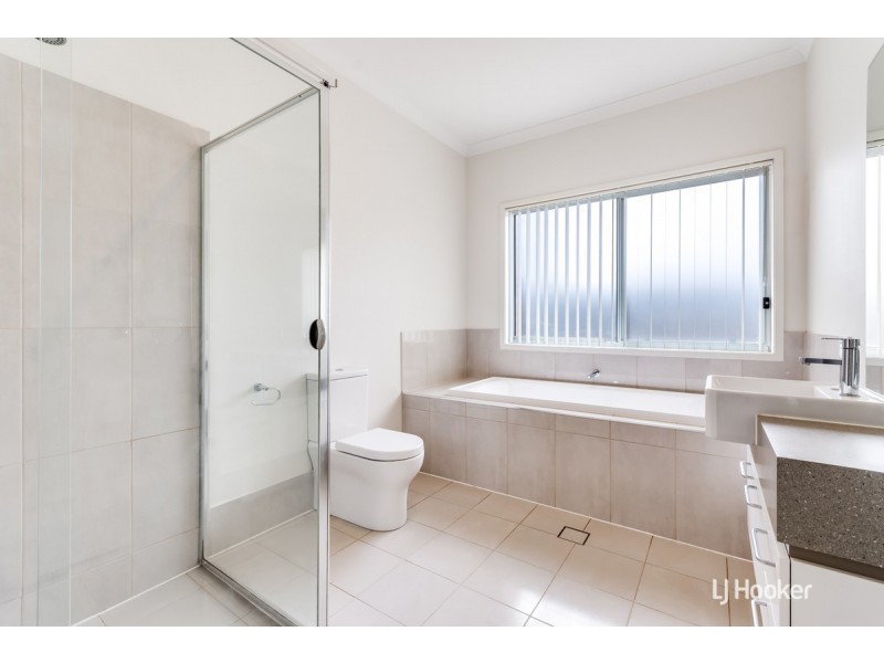 12 Charleston Crescent, Blakeview SA 5114