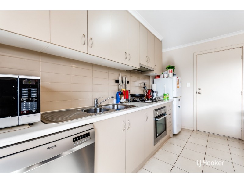 16 Torrens Street, Andrews Farm SA 5114