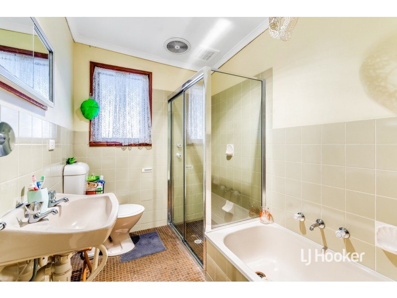7 Koolena Crescent, Munno Para SA 5115