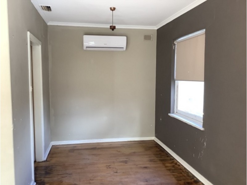 6 Short Road, Elizabeth SA 5112