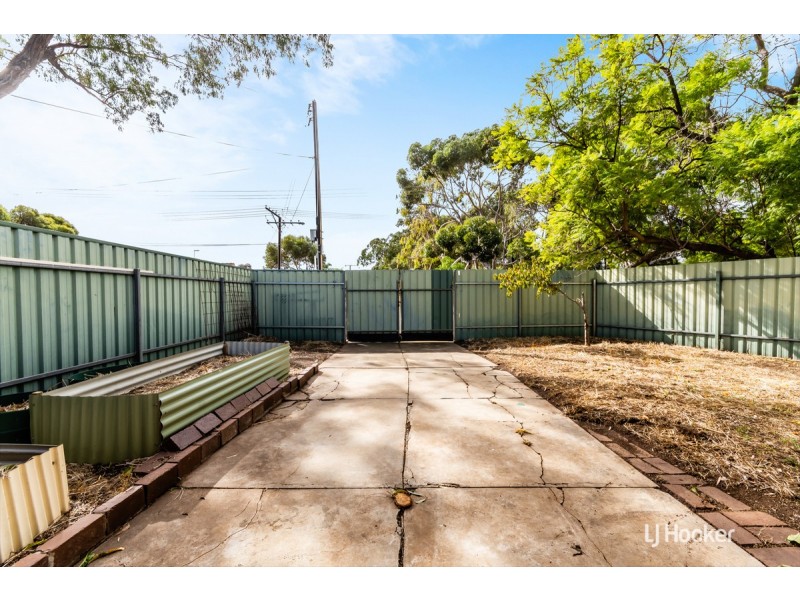 1 Armstrong Avenue, Parafield Gardens SA 5107