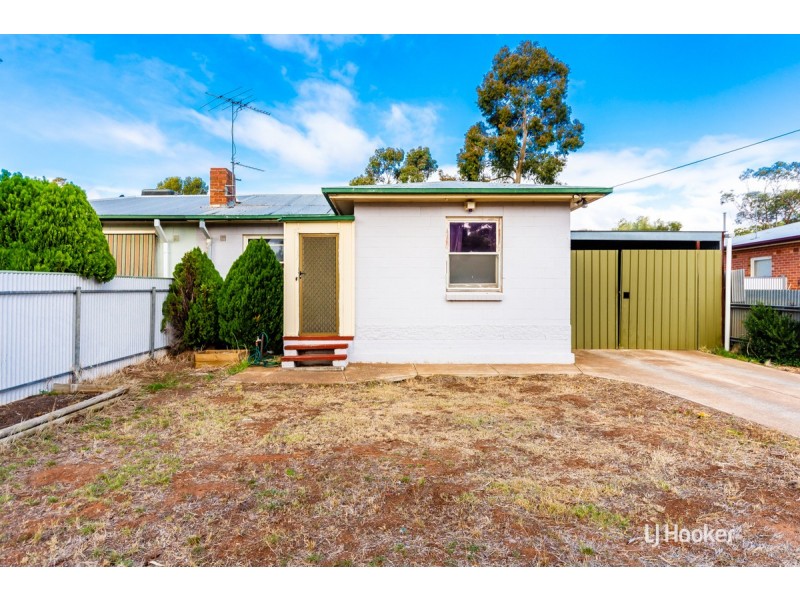 30 Stakes Crescent, Elizabeth Downs SA 5113