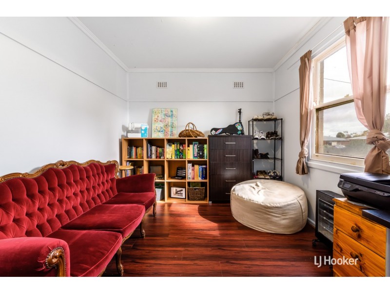 30 Stakes Crescent, Elizabeth Downs SA 5113