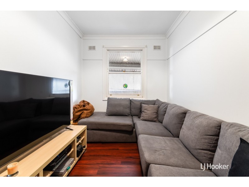 30 Stakes Crescent, Elizabeth Downs SA 5113