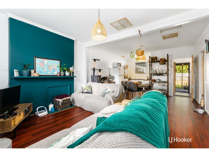 30 Stakes Crescent, Elizabeth Downs SA 5113