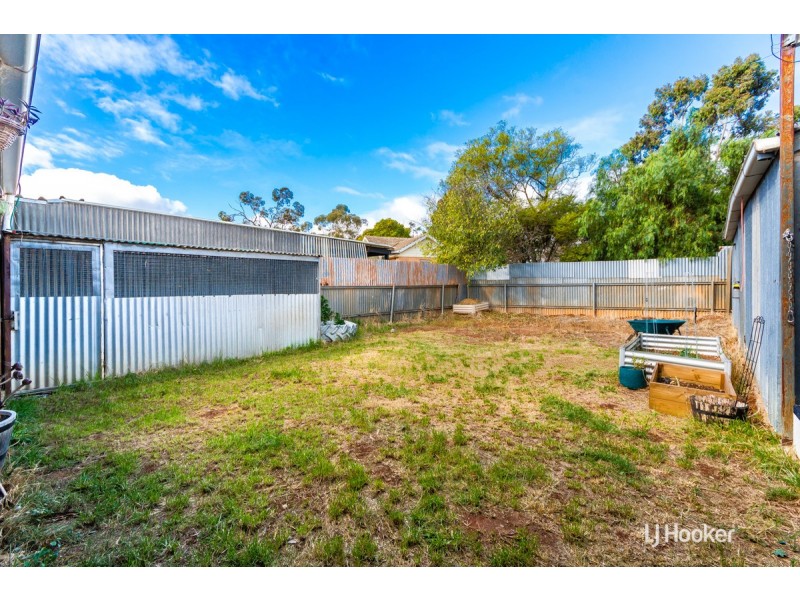 30 Stakes Crescent, Elizabeth Downs SA 5113