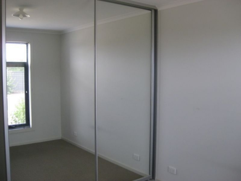 99 Lakeside Drive, Andrews Farm SA 5114