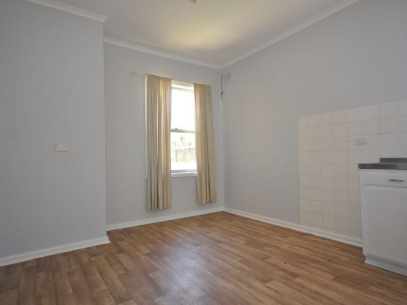 13 Kentish Road, Elizabeth Downs SA 5113