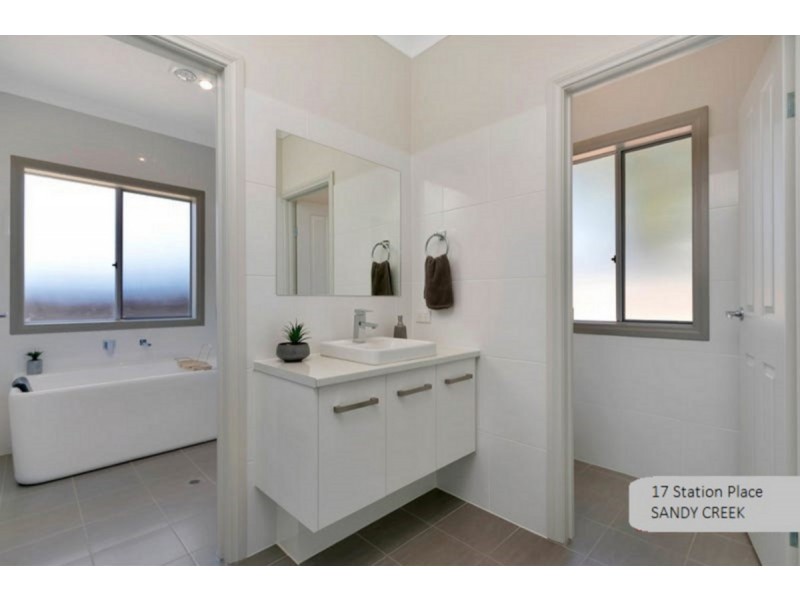 17 Station Place, Sandy Creek SA 5350