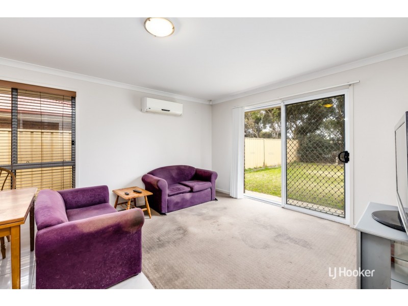 42 Tudor Crescent, Smithfield Plains SA 5114