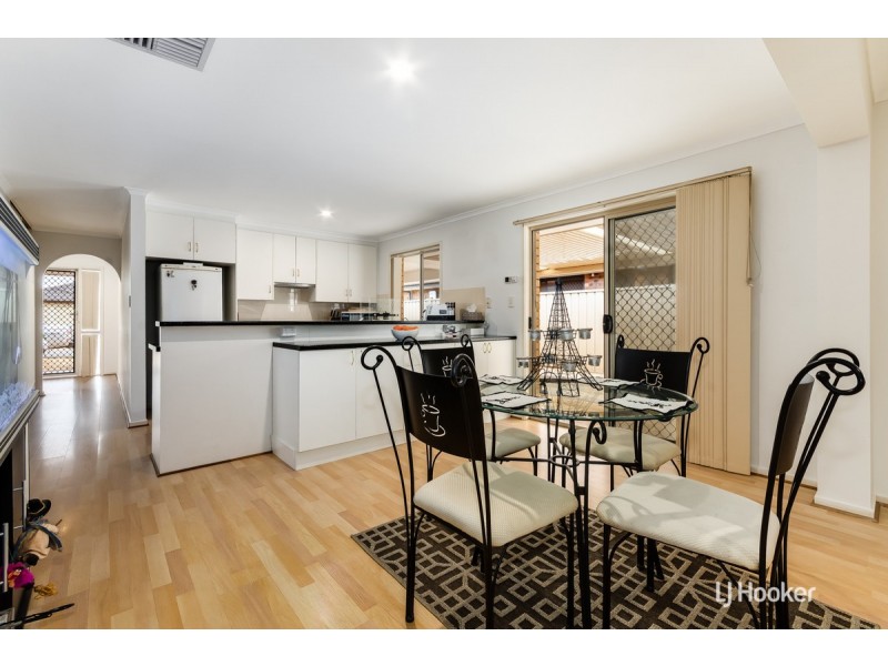 14 Kimvu Court, Munno Para West SA 5115