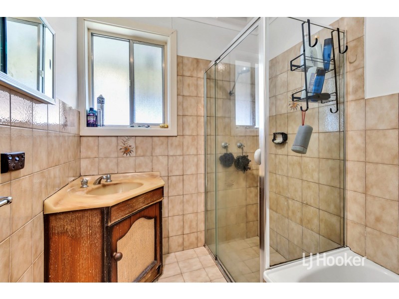 16 Wimborne Street, Elizabeth Downs SA 5113