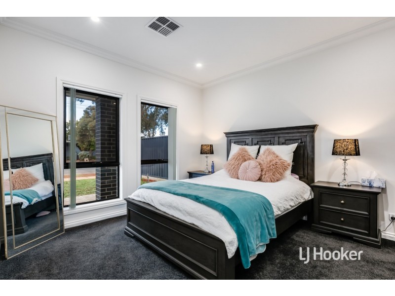 8 Rosemary Avenue, Parafield Gardens SA 5107