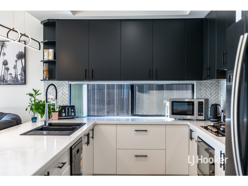 8 Rosemary Avenue, Parafield Gardens SA 5107