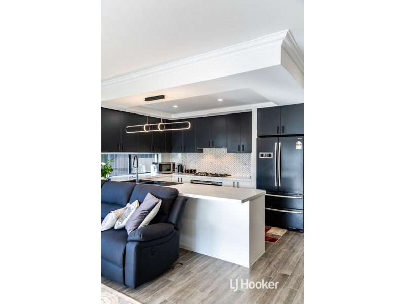 8 Rosemary Avenue, Parafield Gardens SA 5107