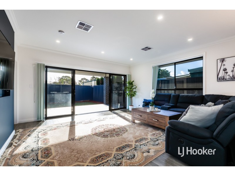 8 Rosemary Avenue, Parafield Gardens SA 5107