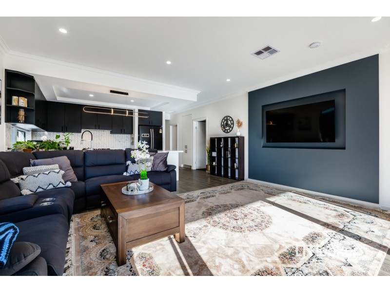 8 Rosemary Avenue, Parafield Gardens SA 5107