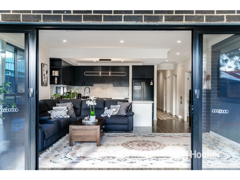 8 Rosemary Avenue, Parafield Gardens SA 5107