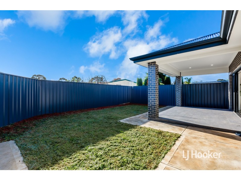 8 Rosemary Avenue, Parafield Gardens SA 5107