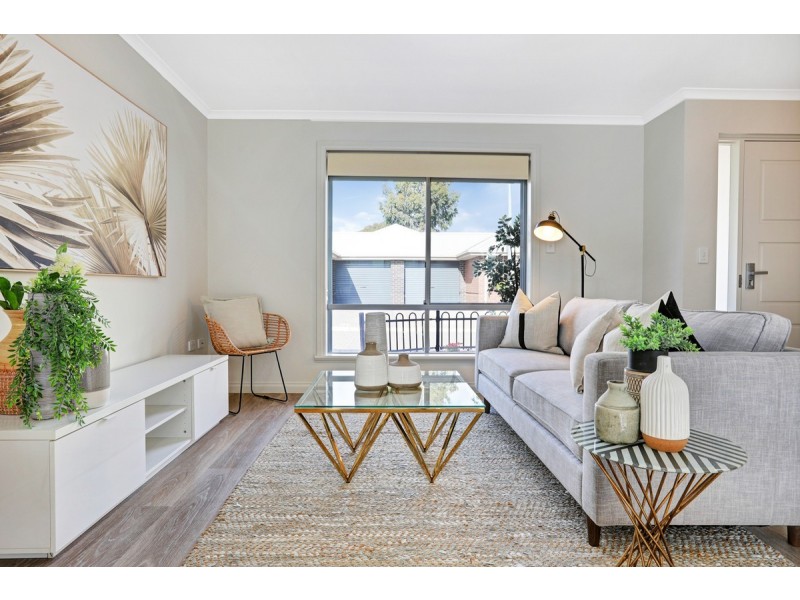 33 Catalina Road, Elizabeth East SA 5112