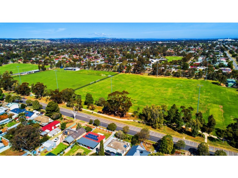 33 Catalina Road, Elizabeth East SA 5112