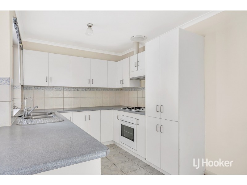 11 Fatchen Close, Evanston Park SA 5116