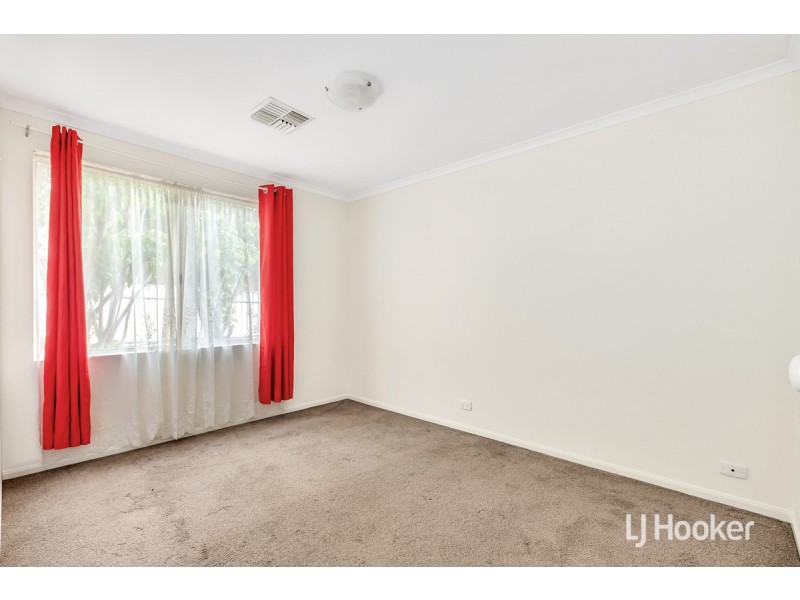 11 Fatchen Close, Evanston Park SA 5116