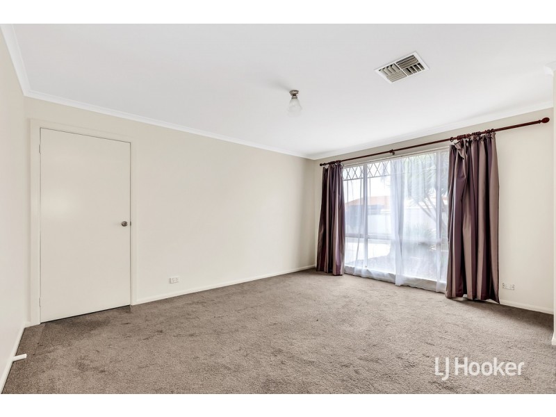 11 Fatchen Close, Evanston Park SA 5116