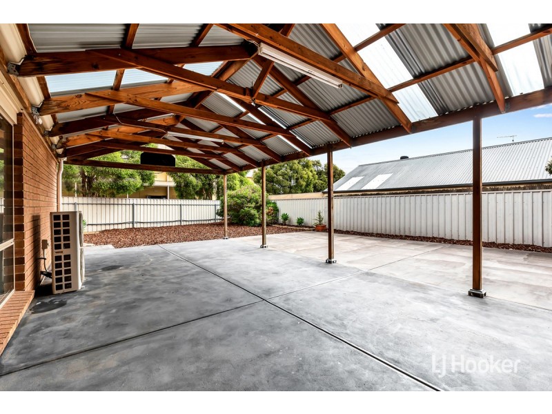 11 Fatchen Close, Evanston Park SA 5116