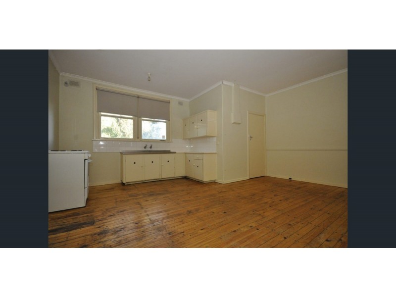 22 Midlow Road, Elizabeth Downs SA 5113