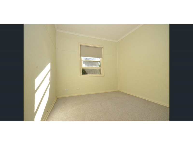 22 Midlow Road, Elizabeth Downs SA 5113