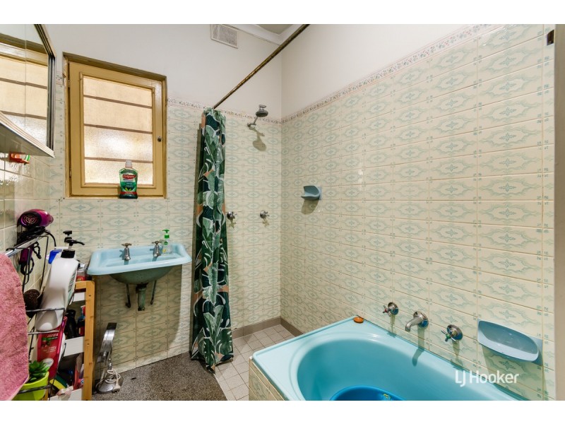 66 Peterswool Road, Elizabeth Park SA 5113