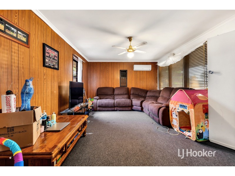 16 Burford Street, Elizabeth Downs SA 5113