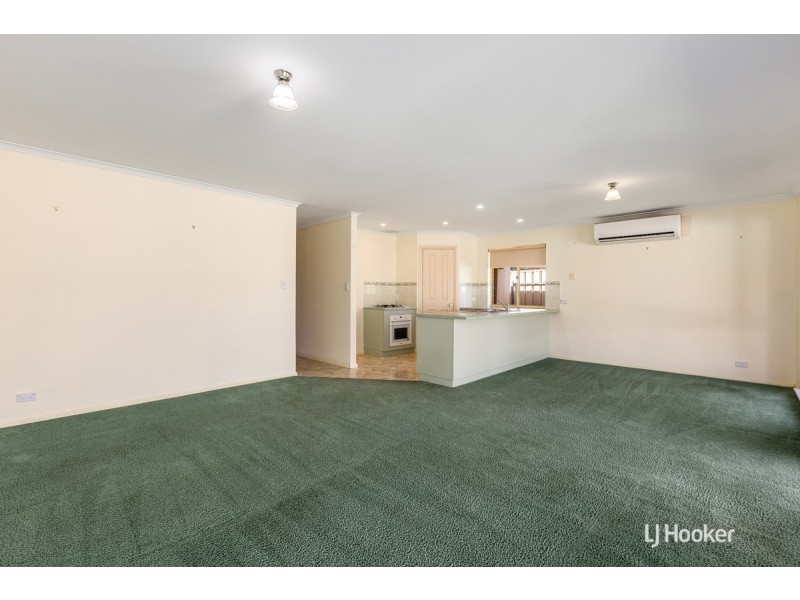 27 Grace Boulevard, Smithfield Plains SA 5114